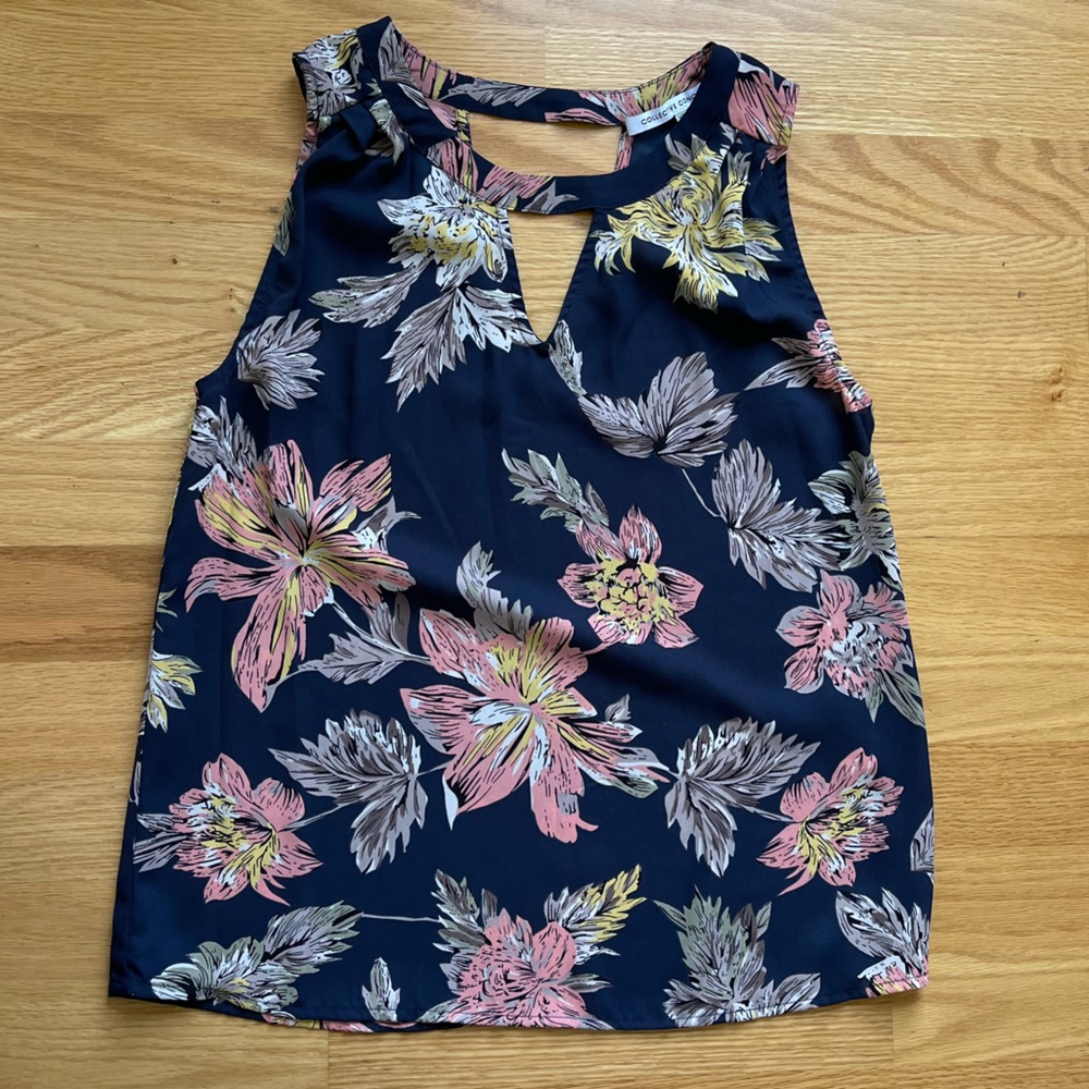 Floral Sleeveless Blouse - Women’s XSP